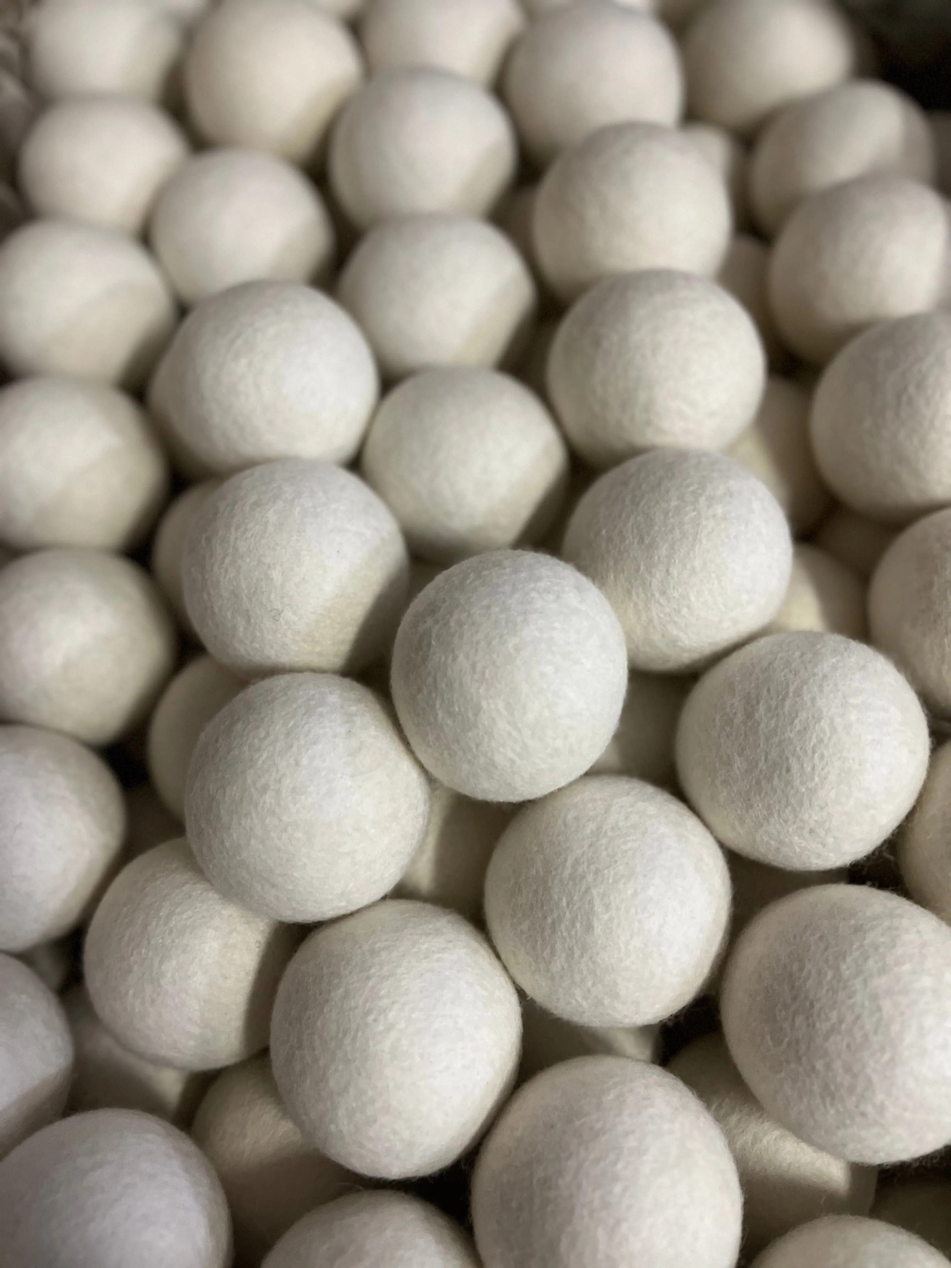 200 All Natural Wool Dryer Balls (White)