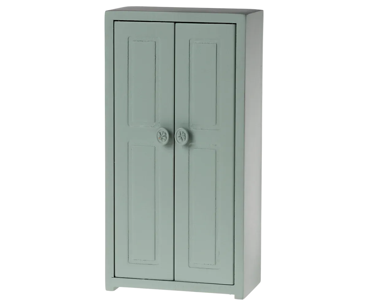 Closet, Mouse in Soft Blue