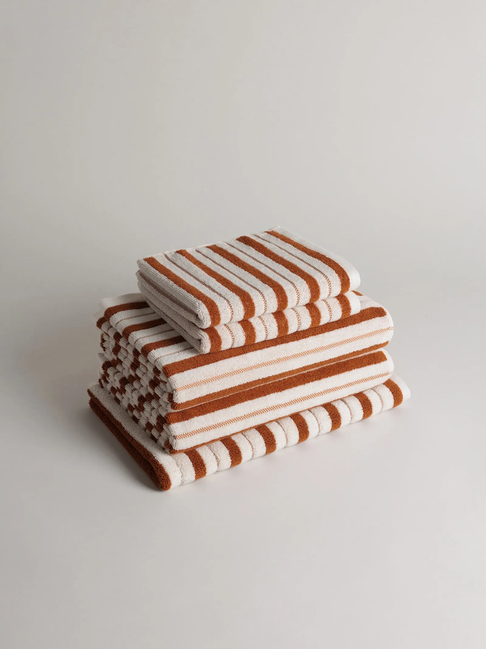 Essential Bathroom Set 21