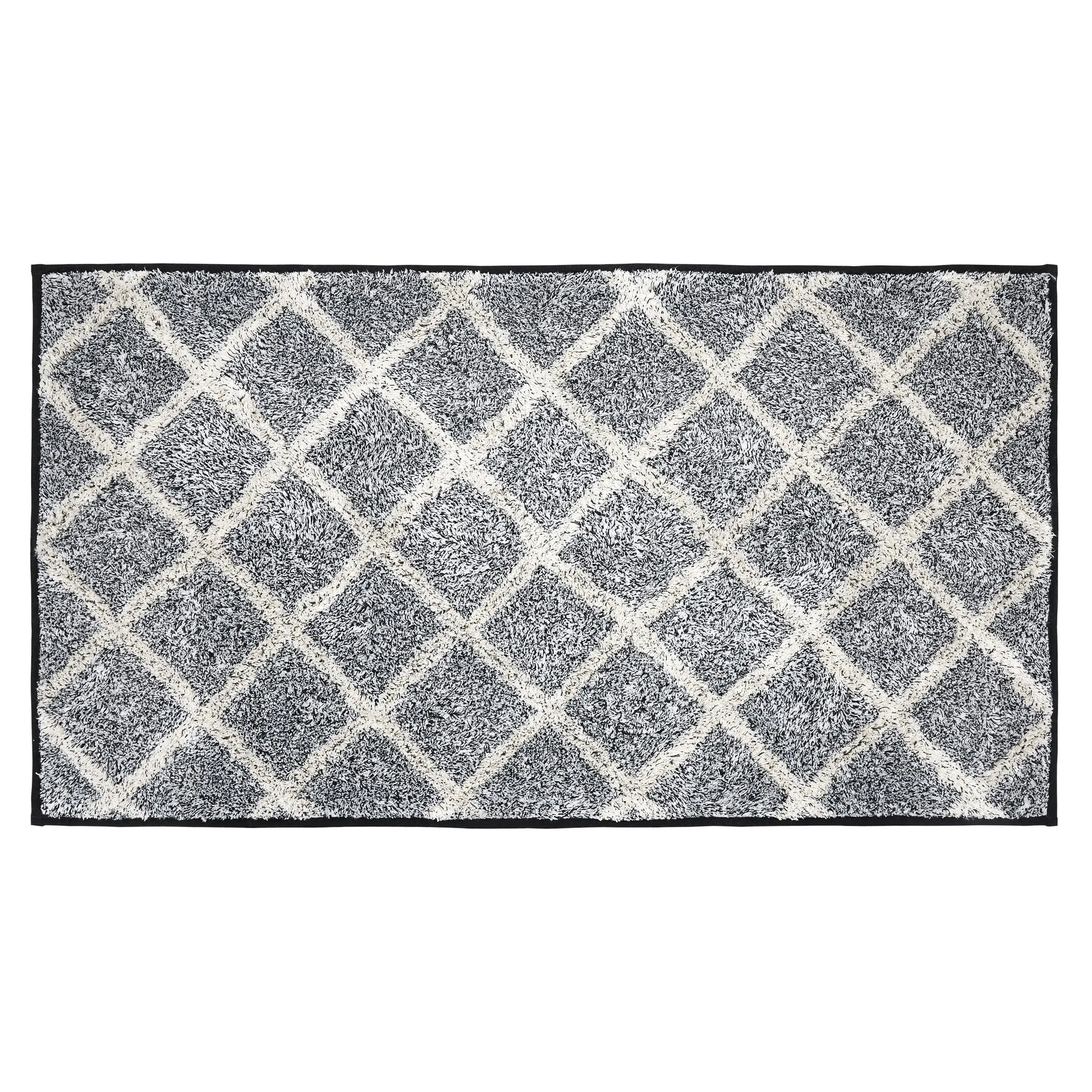 Frayed Lattice Bathmat