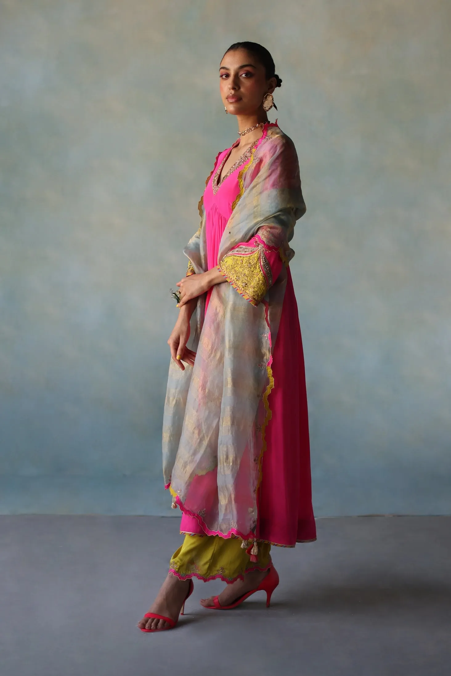 Gul Hot Pink Bell Sleeve Vaani Kapoor Crepe Kurta Set