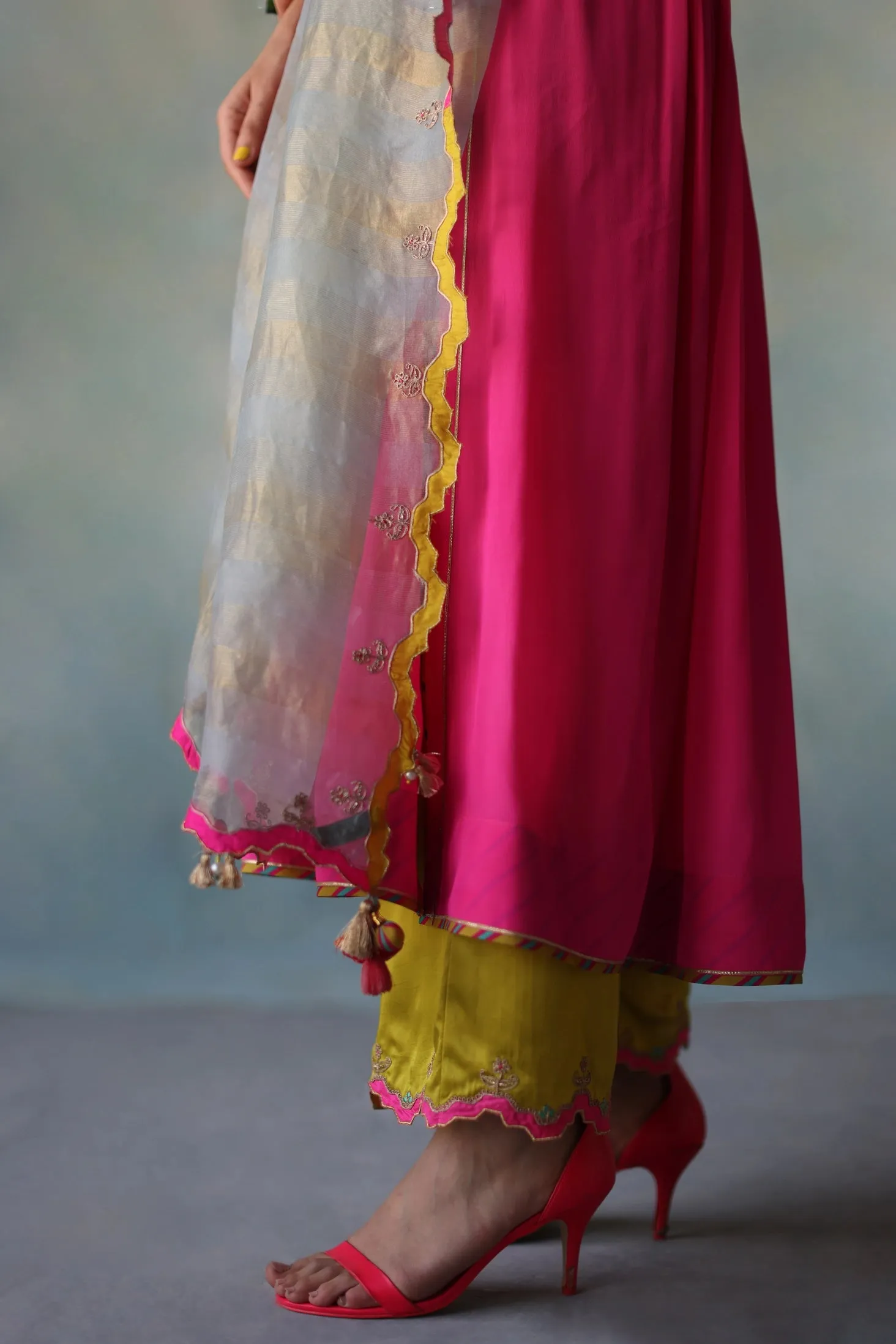 Gul Hot Pink Bell Sleeve Vaani Kapoor Crepe Kurta Set
