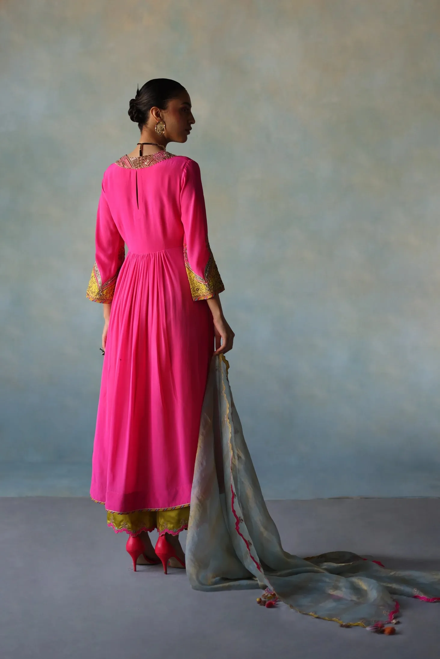Gul Hot Pink Bell Sleeve Vaani Kapoor Crepe Kurta Set