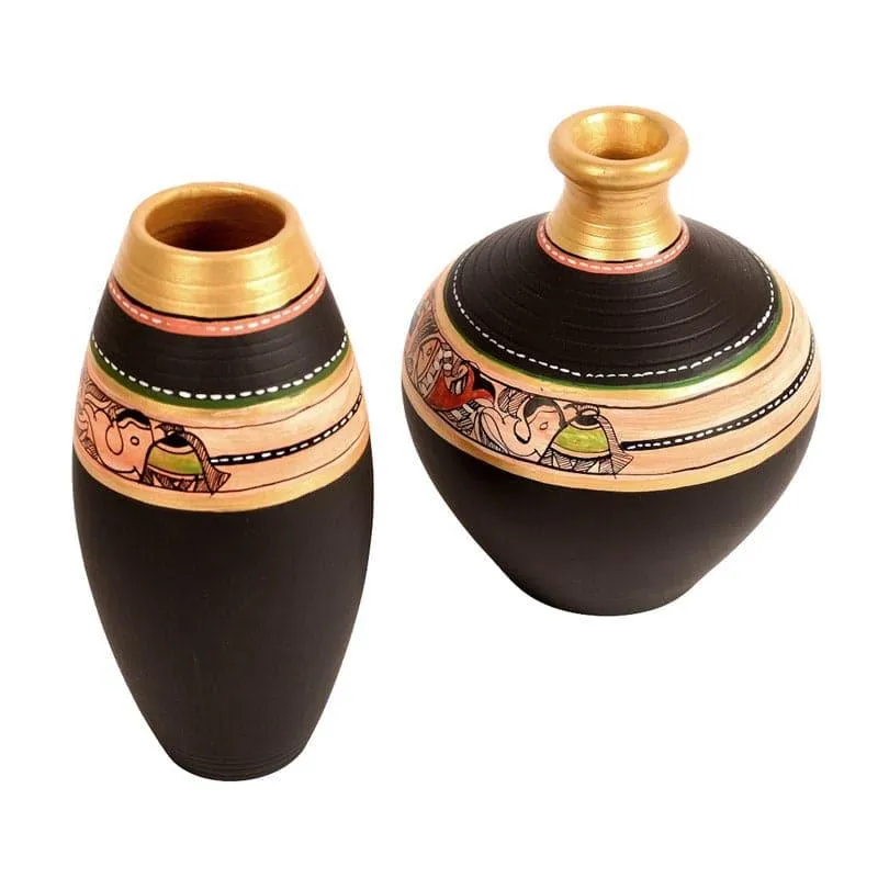Machumu Tribal Terracotta Vase - Set Of Two