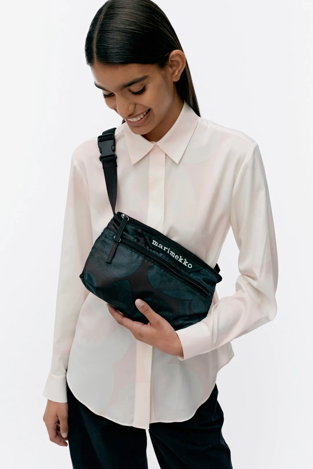 Marimekko Neat Crossbody Unikko S