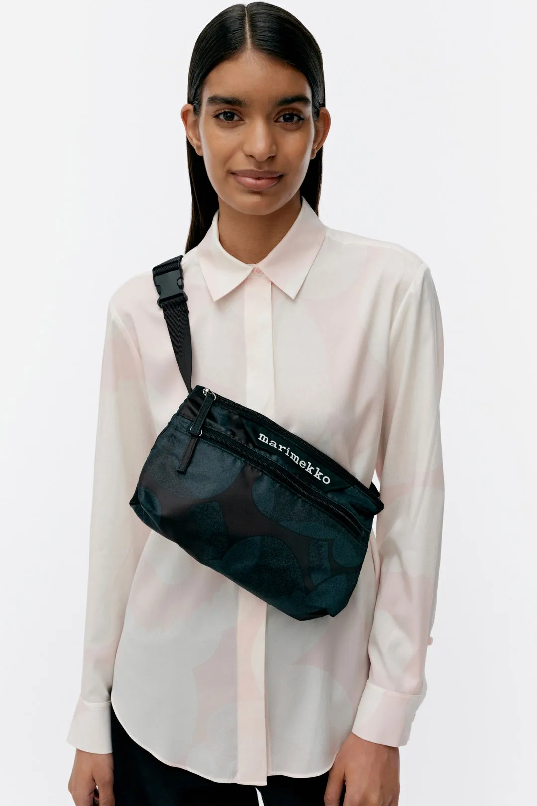 Marimekko Neat Crossbody Unikko S