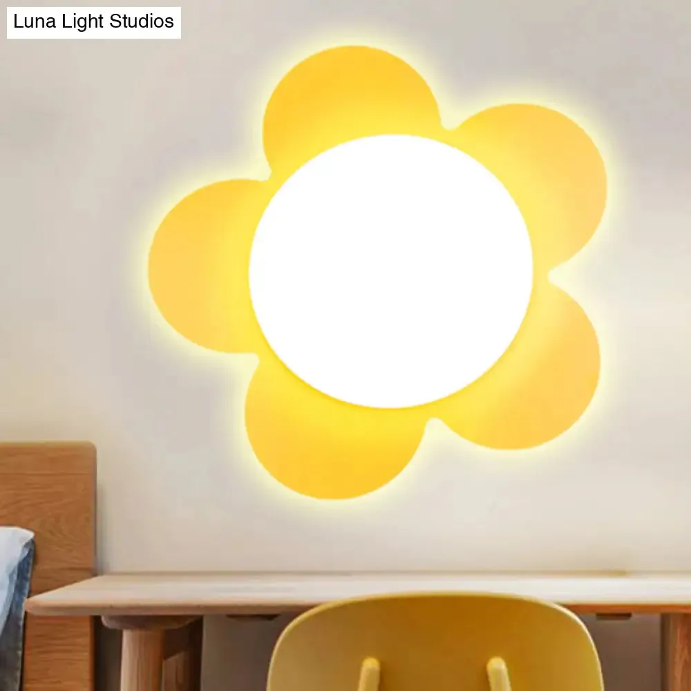 Modern Floral LED Sconce Lamp for Kindergarten with Bright Colors and Stylish Design