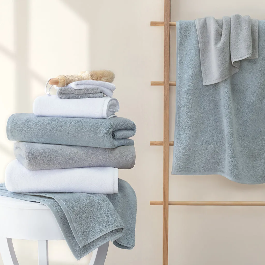 Plush Coastal Blue Towel Resort Bundle (4 Wash   4 Hand   4 Bath Towels   2 Bath Sheets)