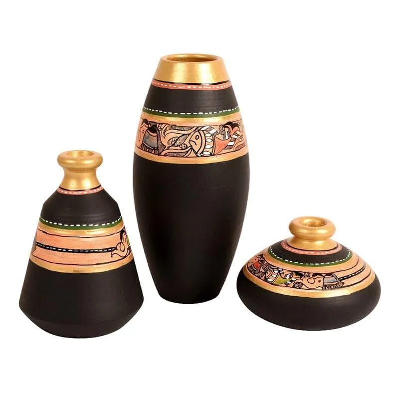 Poshell Tribal Terracotta Vase - Set Of Three