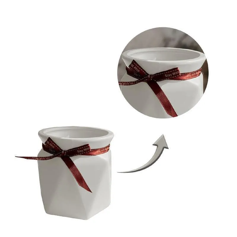 Quirky Contours Vase - White
