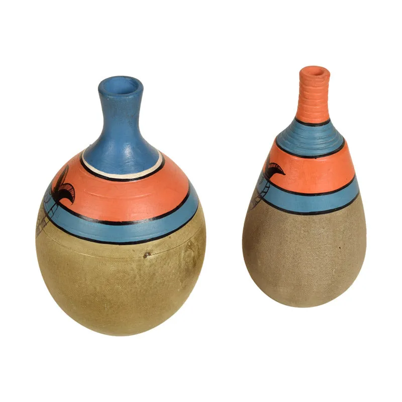 Raawiya Handpainted Terracotta Vase - Two Piece Set