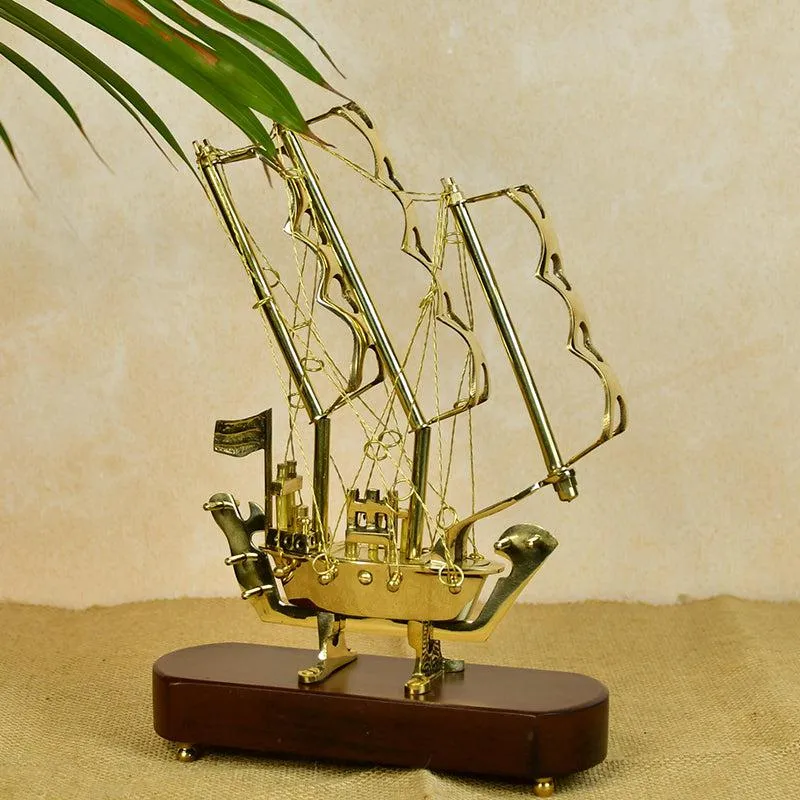 The Dream Sail Showpiece