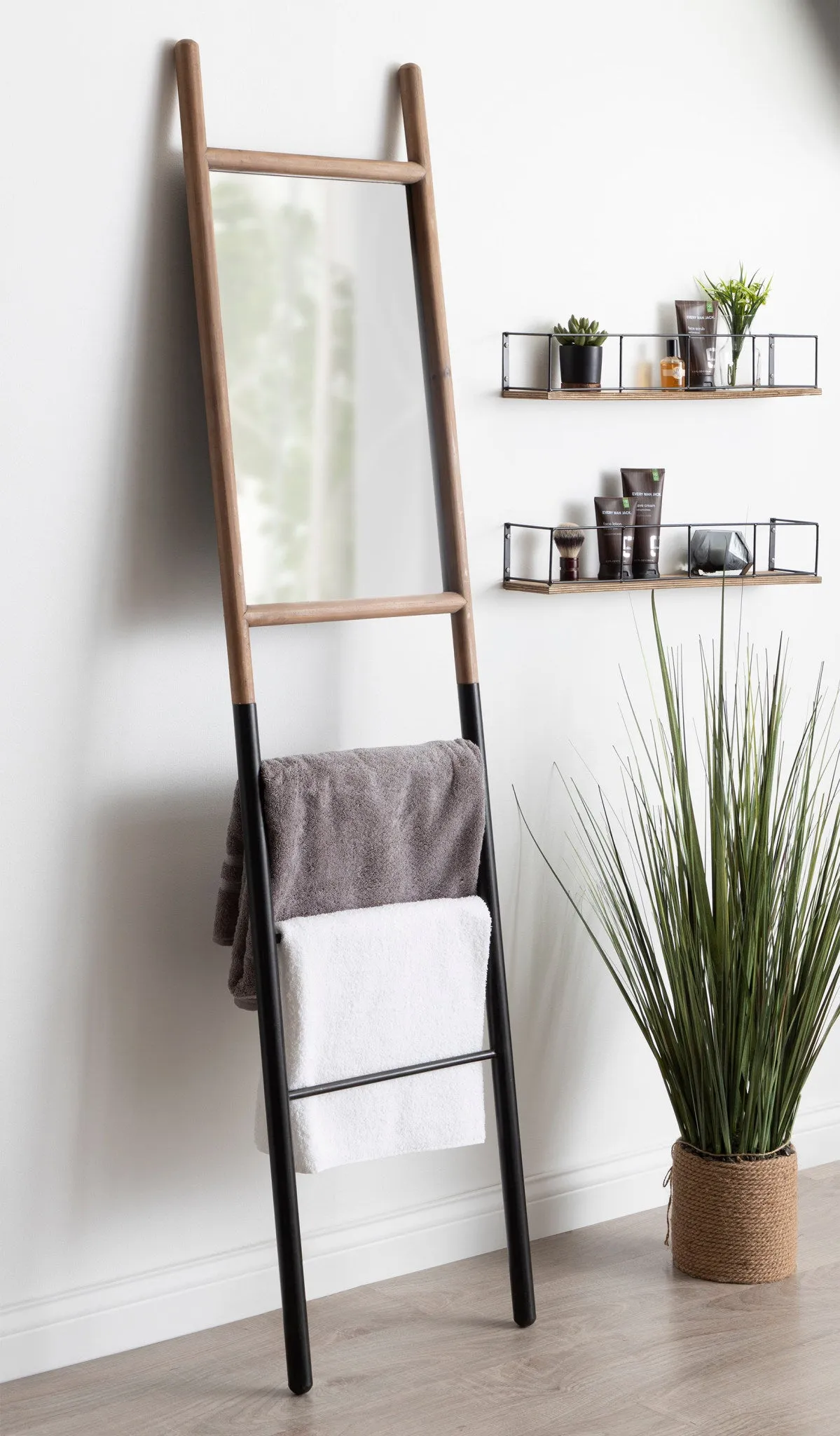 Trygg Rustic Leaning Ladder Mirror