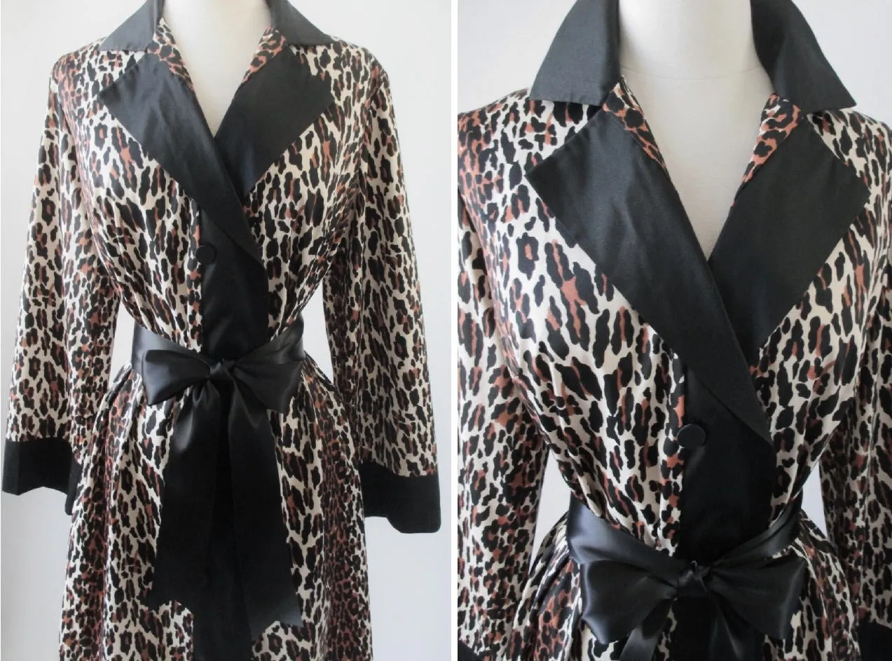 Vintage 60's Leopard Print Vanity Fair Bombshell Robe M