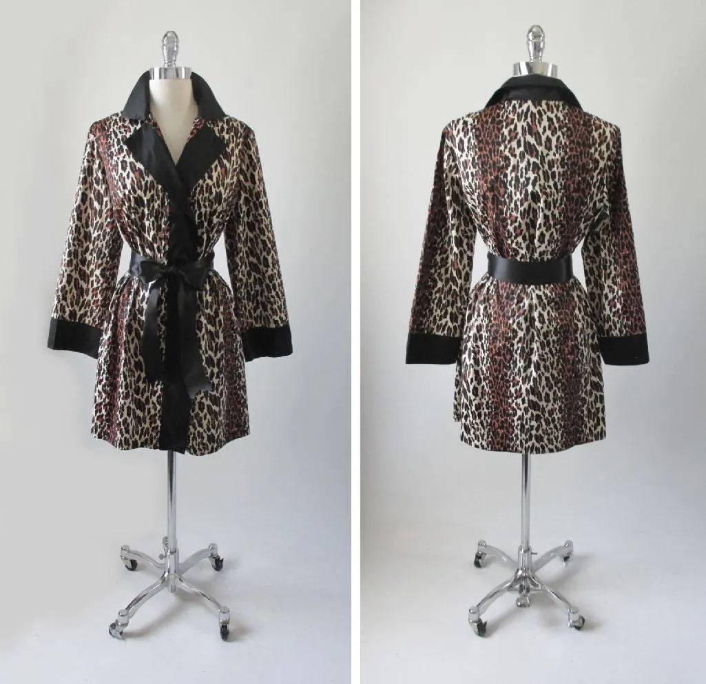 Vintage 60's Leopard Print Vanity Fair Bombshell Robe M