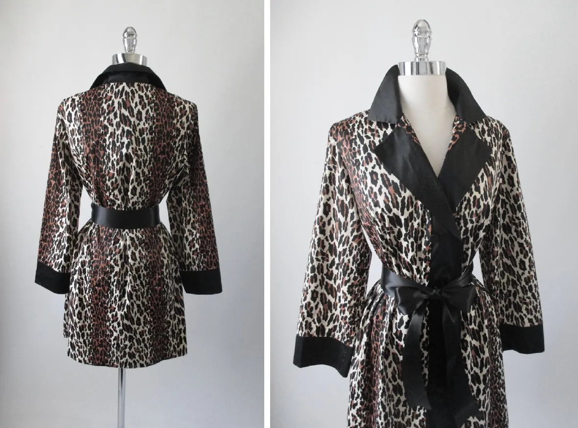 Vintage 60's Leopard Print Vanity Fair Bombshell Robe M