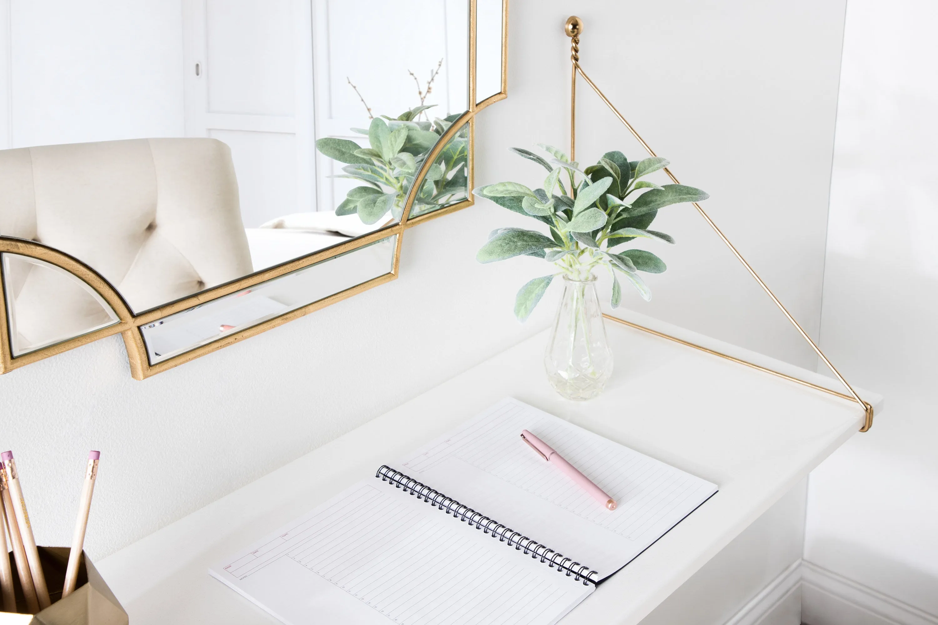 Vista Wall Mounted Wooden Desk Shelf